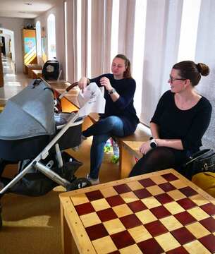 Mesečna srečanja podporne skupine v sklopu programa Dojenju prijazno mesto Ravne na Koroškem (7)